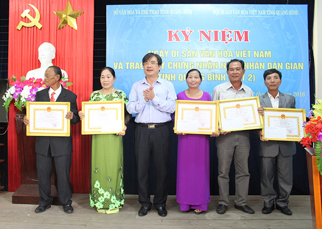 Kỷ niệm Ngày Di sản Văn hóa Việt Nam
