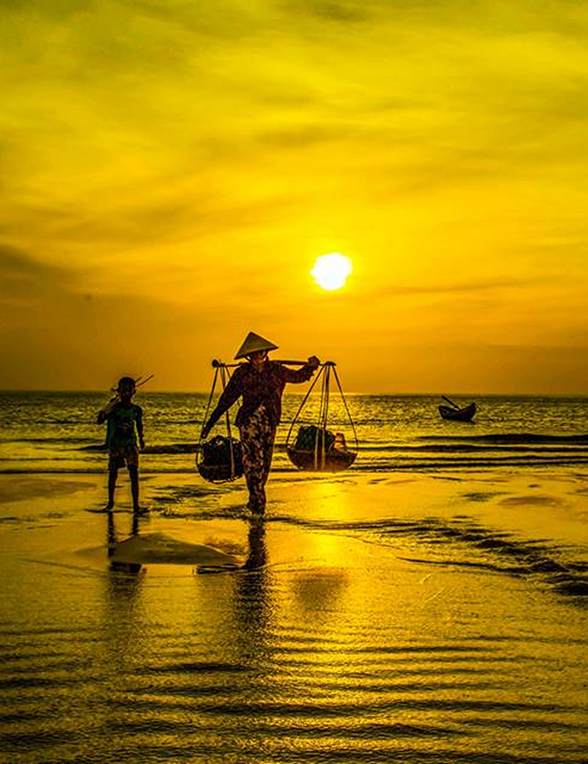 Buổi sáng bên biển