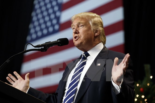 Ông Trump có quan điểm "diều hâu" hơn ông Obama về Biển Đông
