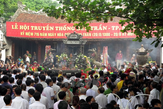Lễ hội đền Trần năm 2017 sẽ phát ấn sớm hơn cho người dân