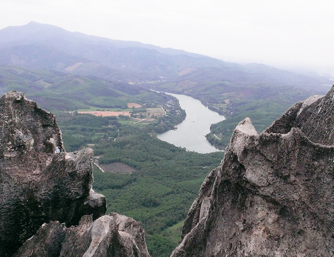 Về Quảng Ninh