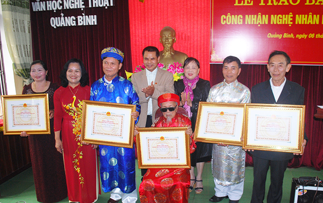 Thêm 5 nghệ nhân được công nhận Nghệ nhân dân gian