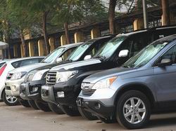 Chấm dứt nhận xe ô tô doanh nghiệp biếu, tặng