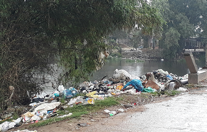 Thị xã Ba Đồn: Rác thải "bao vây" xã nông thôn mới