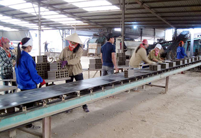 Công đoàn Khu kinh tế: Đồng hành cùng người lao động