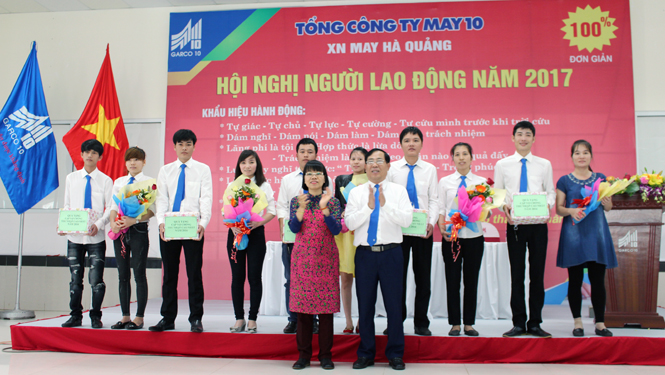 Năm 2016, Xí nghiệp may Hà Quảng có doanh thu đạt trên 7,6 triệu USD