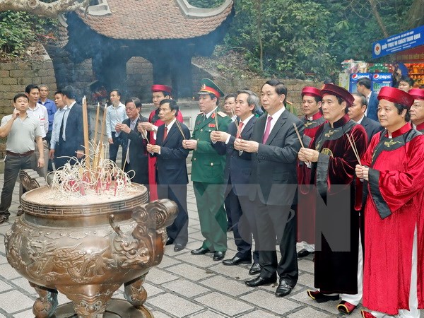 Chủ tịch nước Trần Đại Quang dâng hương Giỗ Tổ Hùng Vương