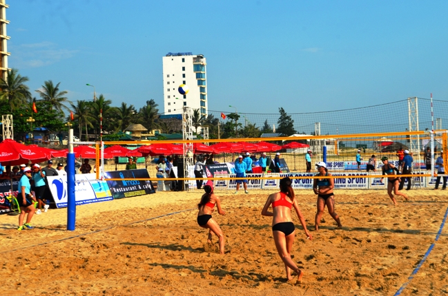 Sôi nổi Giải bóng chuyền bãi biển toàn quốc năm 2017