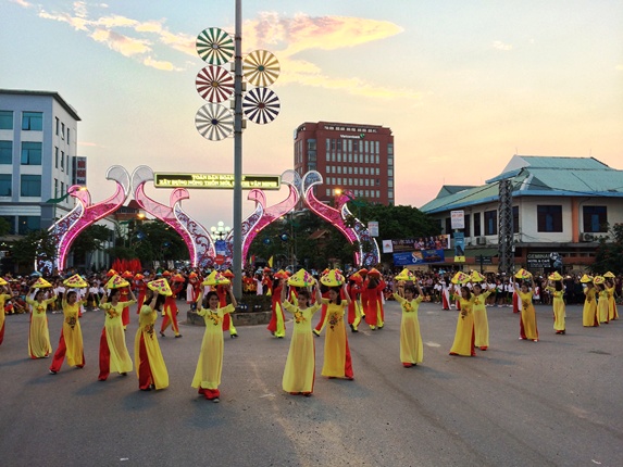 Mở màn ấn tượng của Tuần Văn hóa Du lịch Đồng Hới năm 2017
