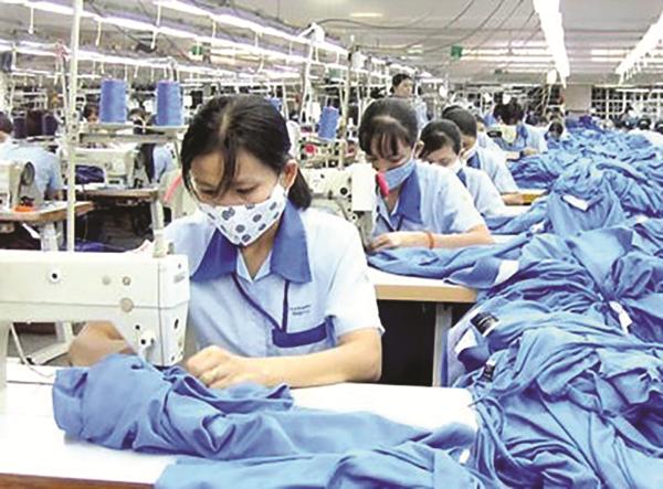 Đề xuất nâng thời gian làm thêm lên 400 giờ/năm