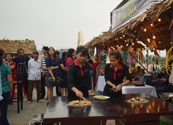 Khai trương "Ẩm thực hương quê"