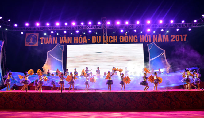 Chương trình nghệ thuật chào mừng "Tuần Văn hoá - Du lịch Đồng Hới" năm 2017