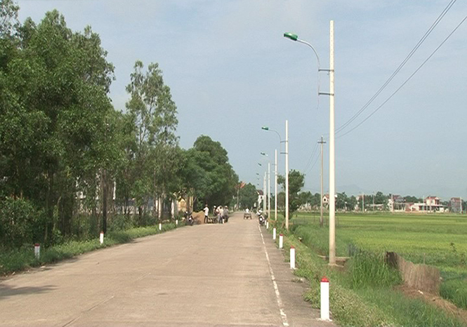 Lệ Thủy: Dự án đường điện chiếu sáng về Nhà lưu niệm Đại tướng chậm tiến độ do thiếu vốn