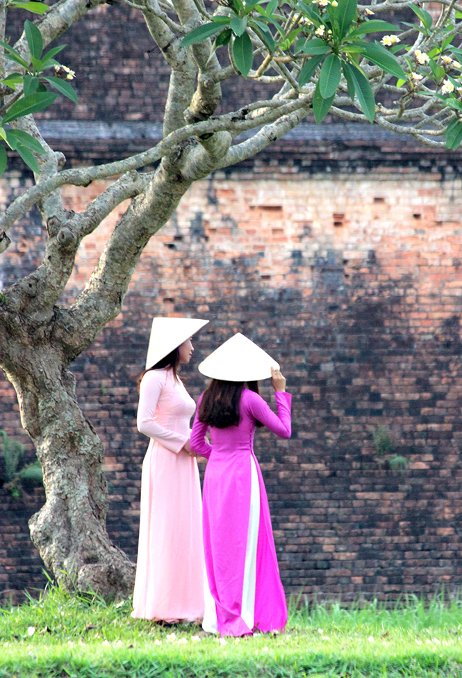 Sắc nhớ gợi mùa xưa