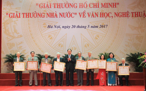 Chủ tịch nước trao "Giải thưởng Hồ Chí Minh" về văn học, nghệ thuật
