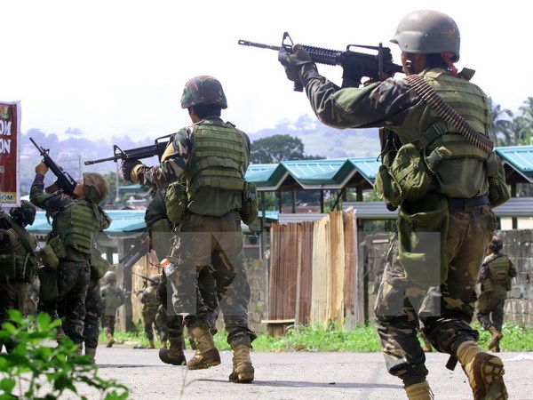Quân đội Philippines không kích nhầm, gần 20 binh sỹ thương vong
