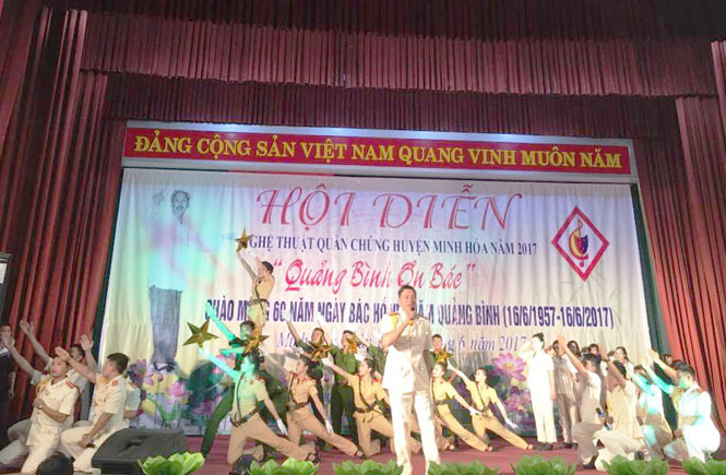 Minh Hóa tổ chức hội diễn nghệ thuật quần chúng "Quảng Bình ơn Bác"