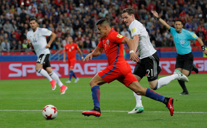 Sanchez lập công, Chile cầm chân Đức
