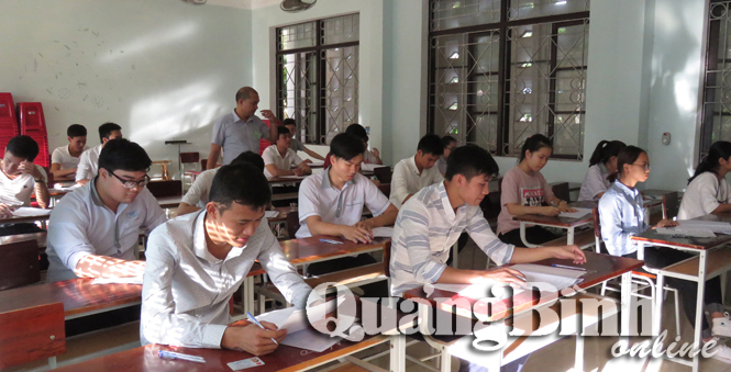 Giảm tối đa áp lực thi cử