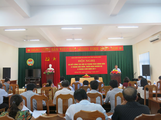 Tiếp tục đẩy mạnh các phong trào thi đua trong nông dân