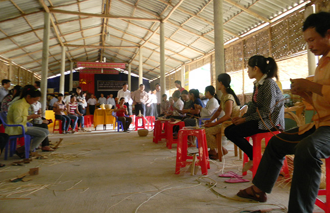 Tạo sinh kế cho người dân vùng giáo