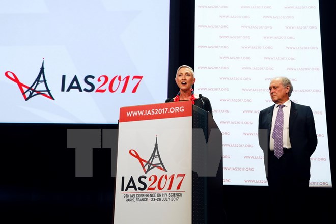 6.000 chuyên gia y tế dự hội nghị quốc tế về căn bệnh AIDS ở Paris