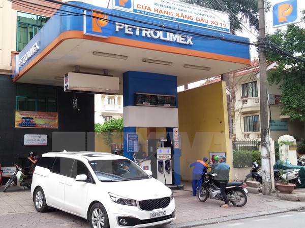Petrolimex chấp nhận thẻ ATM của 41 ngân hàng trong mua xăng dầu