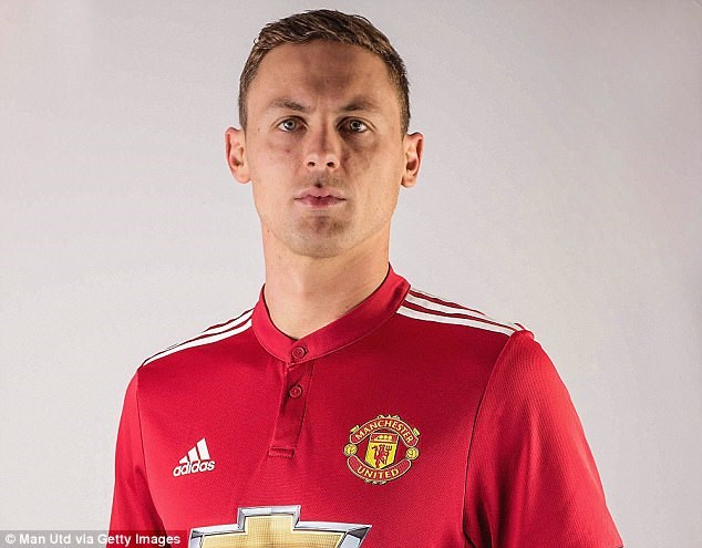 Nemanja Matic chính thức gia nhập CLB Manchester United