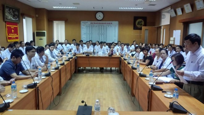 Cách chức Giám đốc Bệnh viện đa khoa tỉnh Hòa Bình