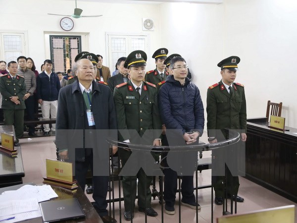 Xét xử phúc thẩm vụ án tham ô và rửa tiền ở Vinashinlines