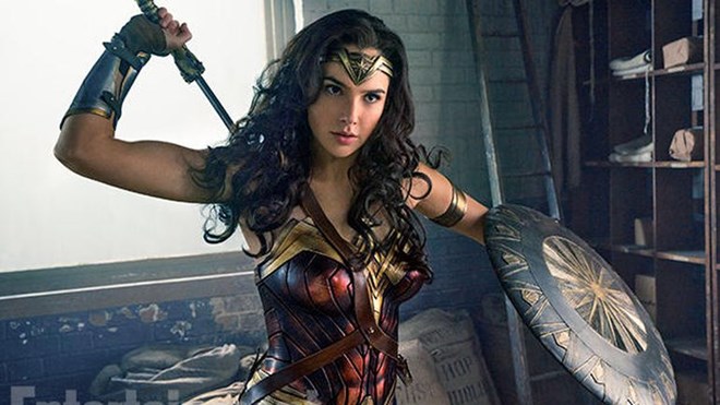 'Wonder Woman​' lọt tốp 5 phim siêu anh hùng doanh thu cao nhất