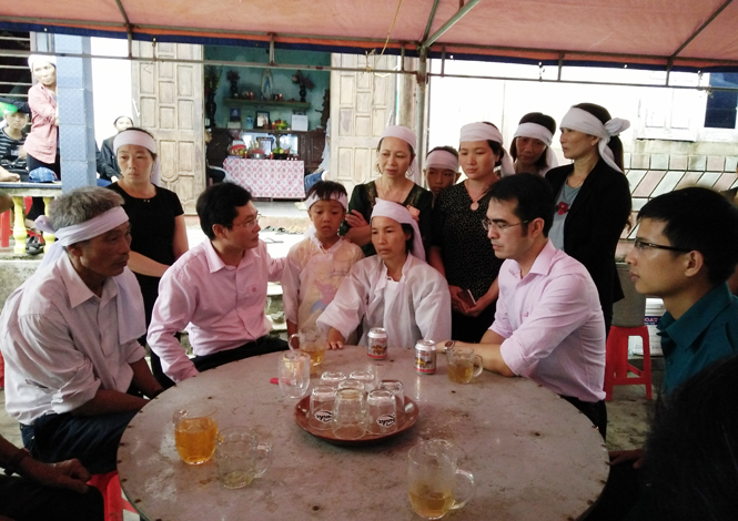 Ngân hàng CSXH Việt Nam: Hỗ trợ trên 300 triệu đồng cho người dân bị thiệt hại do bão số 10