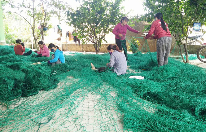 Tích cực dạy nghề tạo việc làm cho hội viên phụ nữ