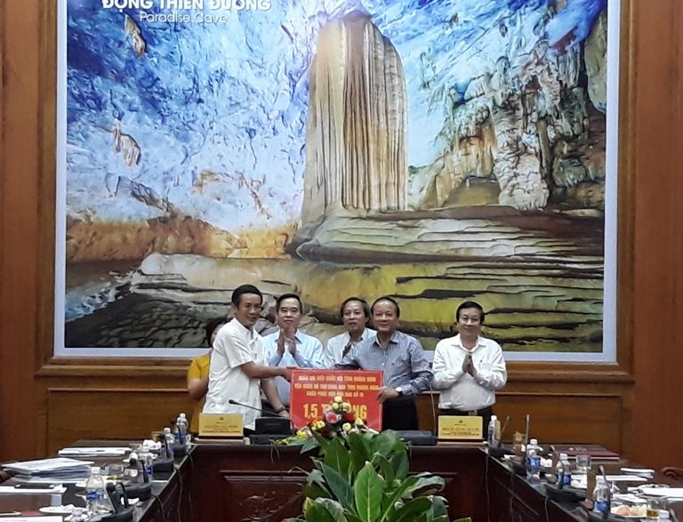 Tập trung khắc phục hậu quả bão số 10, ổn định hoạt động sản xuất kinh doanh và đời sống nhân dân