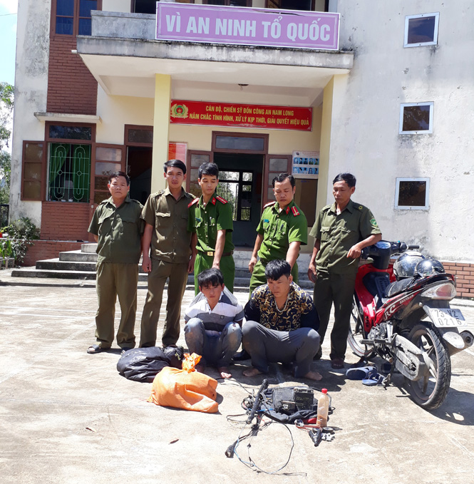 Bắt quả tang hai đối tượng trộm chó
