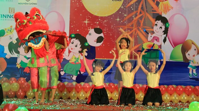 Chủ tịch nước Trần Đại Quang gửi thư chúc Tết Trung Thu 2017