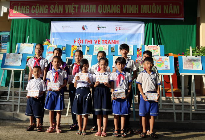 Thi vẽ tranh về biến đổi khí hậu