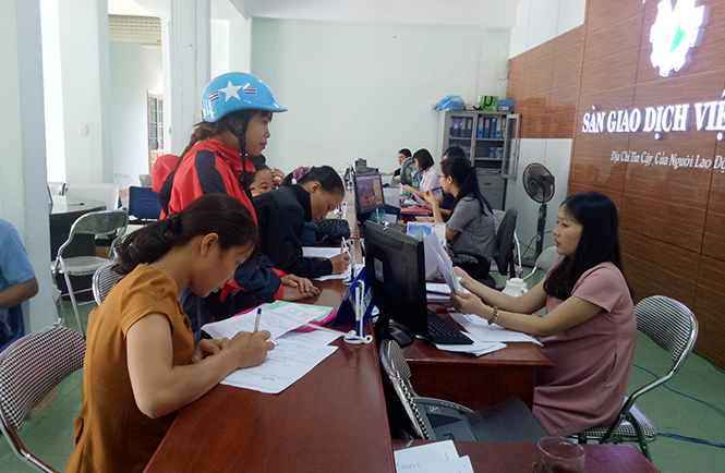 Lao động xuất khẩu về nước: Nhọc nhằn tìm việc làm