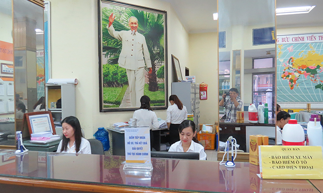 Bưu điện Quảng Bình: Phát triển dịch vụ chuyển phát hành chính công
