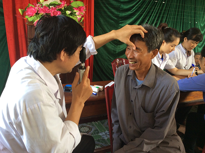 Tập trung các hoạt động phòng, chống mù lòa cho người dân