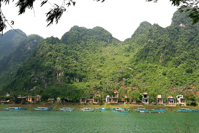 Làng Na bây giờ...