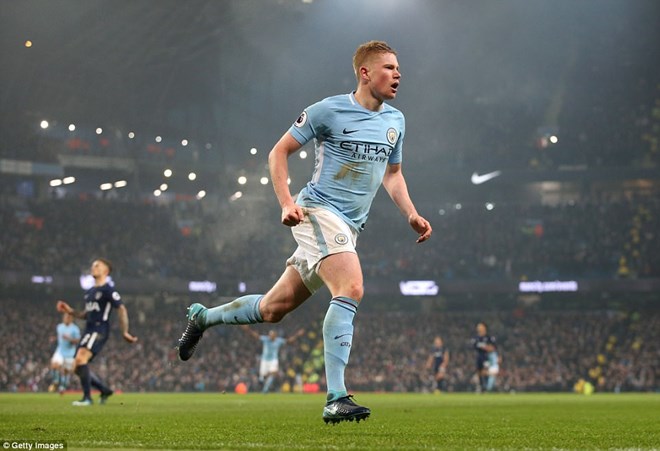 Man City nối dài kỷ lục bằng thắng đậm Tottenham