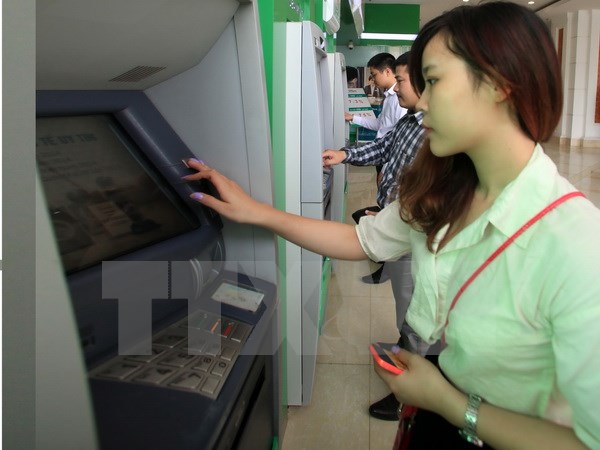 Cảnh báo tội phạm sử dụng công nghệ cao chiếm đoạt tiền trong thẻ ATM