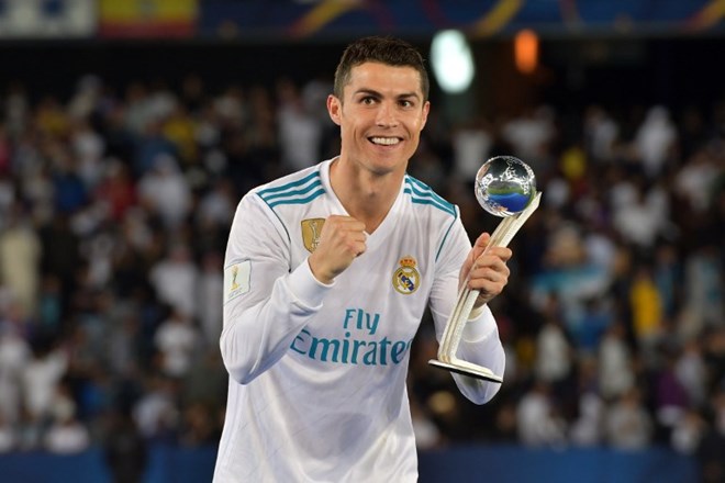 Cristiano Ronaldo tiếp tục bổ sung bảng vàng thành tích