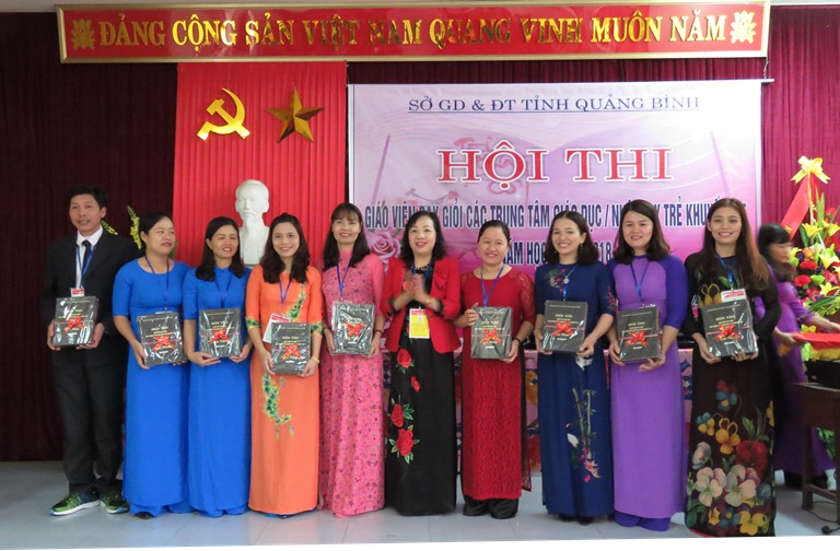 Khai mạc hội thi giáo viên dạy giỏi các trung tâm giáo dục trẻ khuyết tật năm học 2017-2018