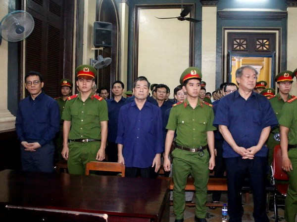 Tranh luận về "đường đi" của 4.500 tỷ đồng tăng vốn điều lệ của VNCB