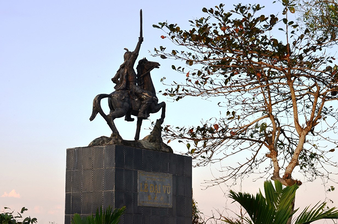 Bát danh hương Quảng Bình xưa và nay - Bài 7: "Cổ Hiền sông núi quyện trời mây" (*)