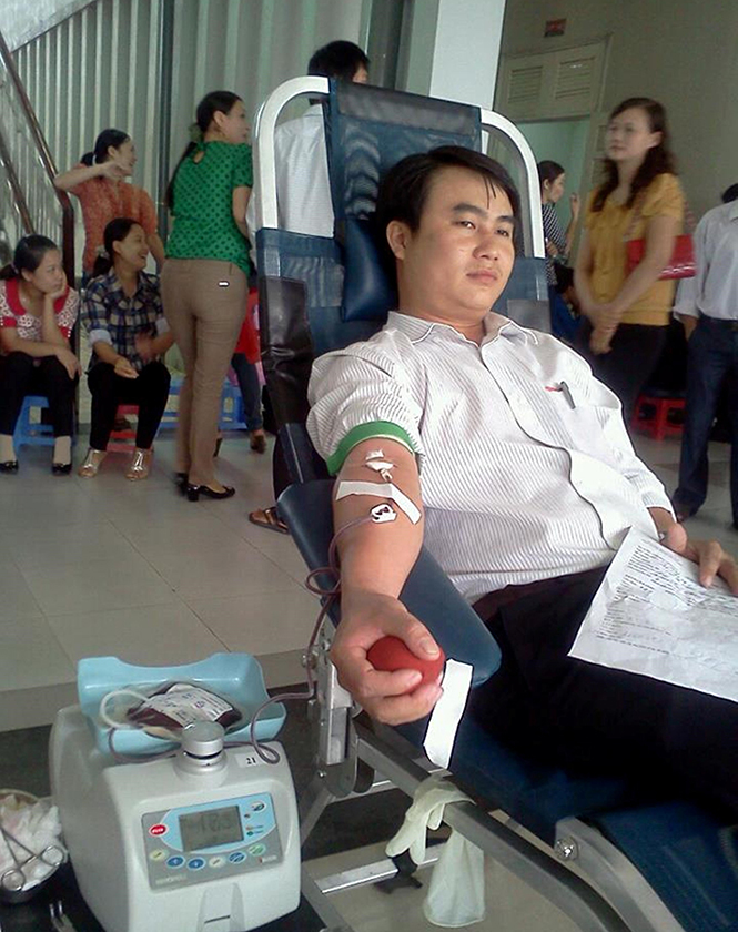 "Sống là cho, đâu chỉ nhận riêng mình"