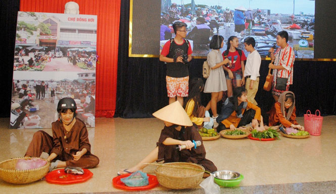 Hội thi đội tuyên truyền măng non 'Học sinh thành phố Đồng Hới với văn minh đô thị'