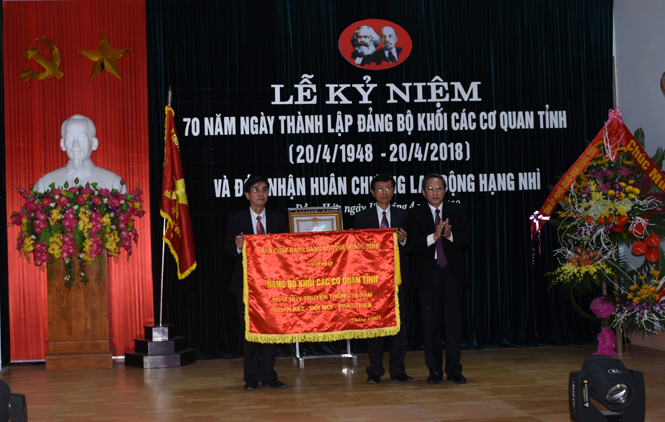 Quyết tâm xây dựng Đảng bộ Khối các Cơ quan tỉnh vững mạnh toàn diện, thực sự là Đảng bộ kỷ cương, đổi mới (*)